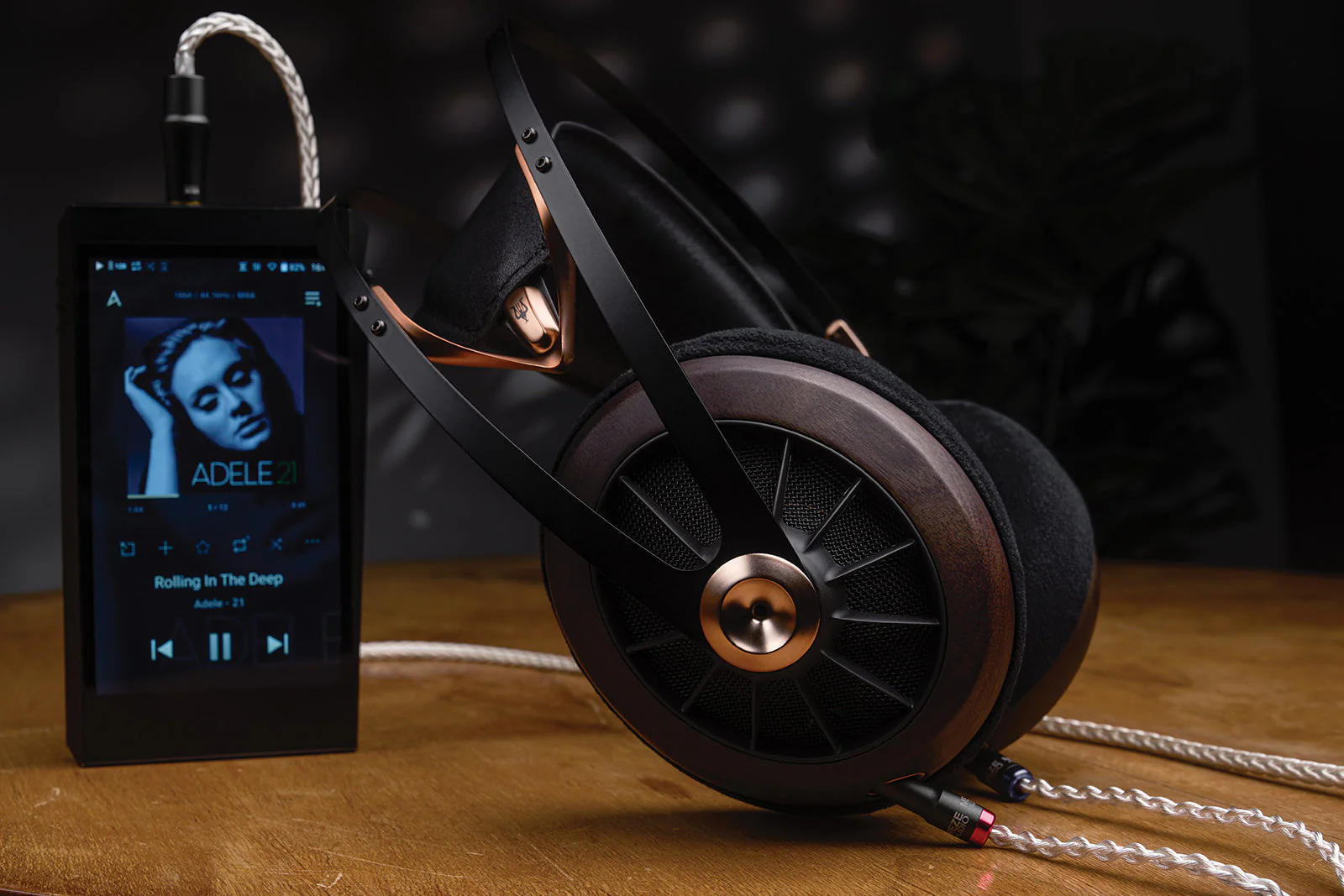 Meze Audio 109 PRO Dynamic Open-Back Headphone (Apos Certified) - Image 5
