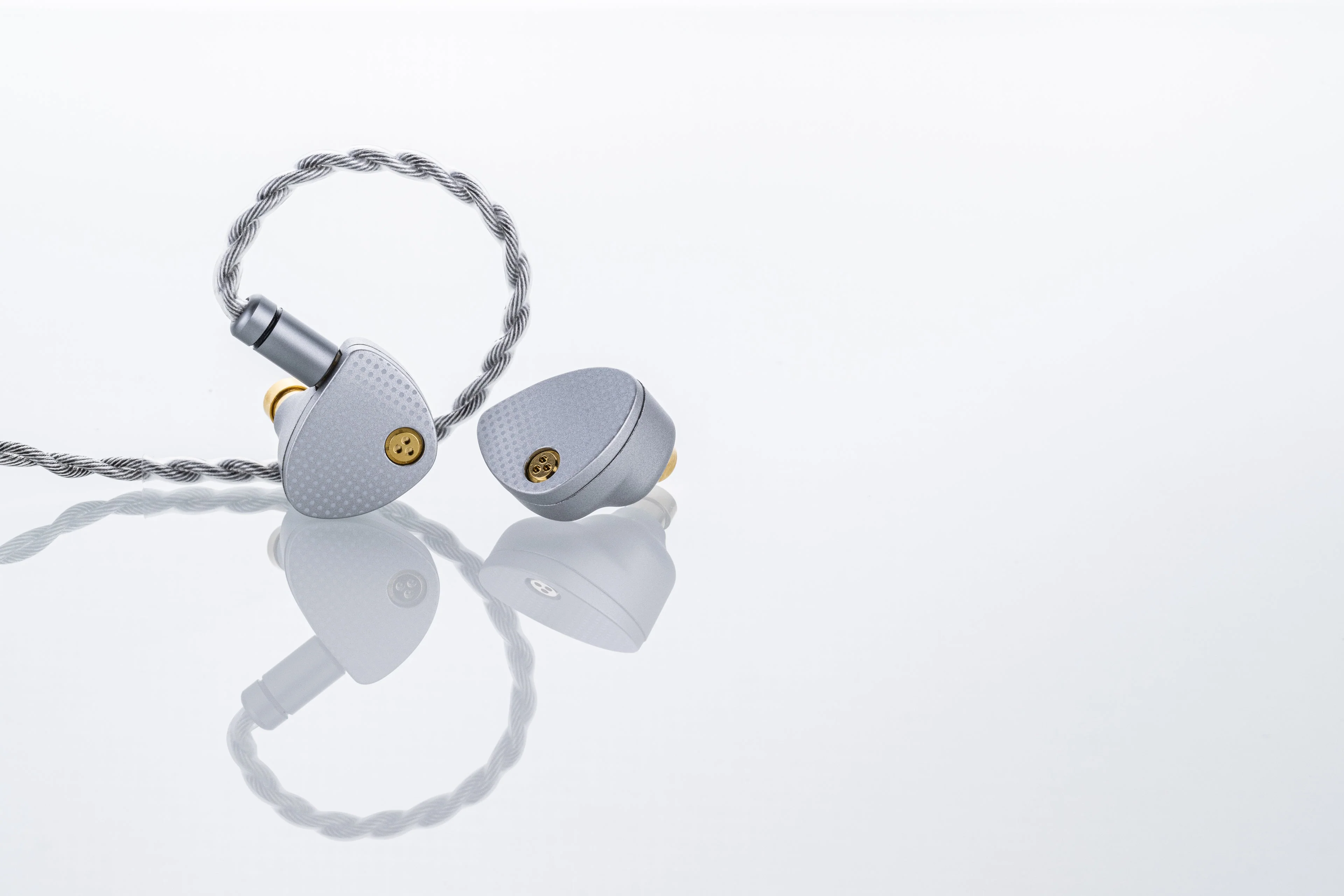 Moondrop Aria 2 IEMs (Apos Certified) - Image 2
