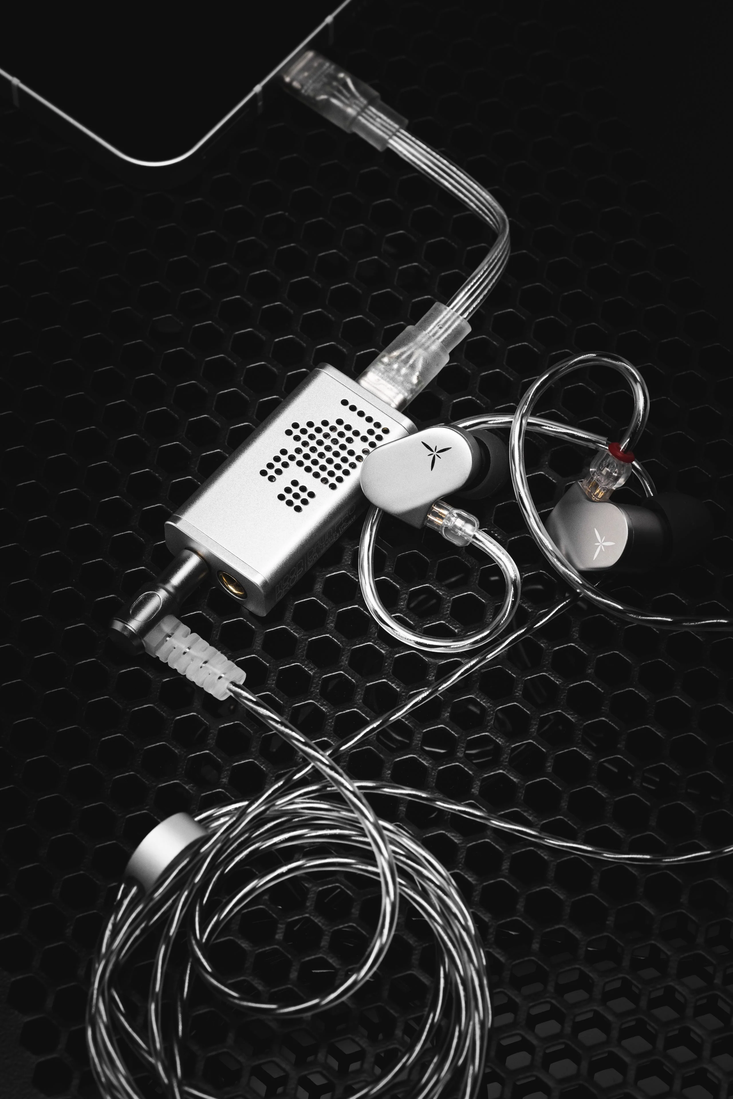 Moondrop Dawn Pro Dual Portable DAC/Amp (Apos Certified) - Image 6