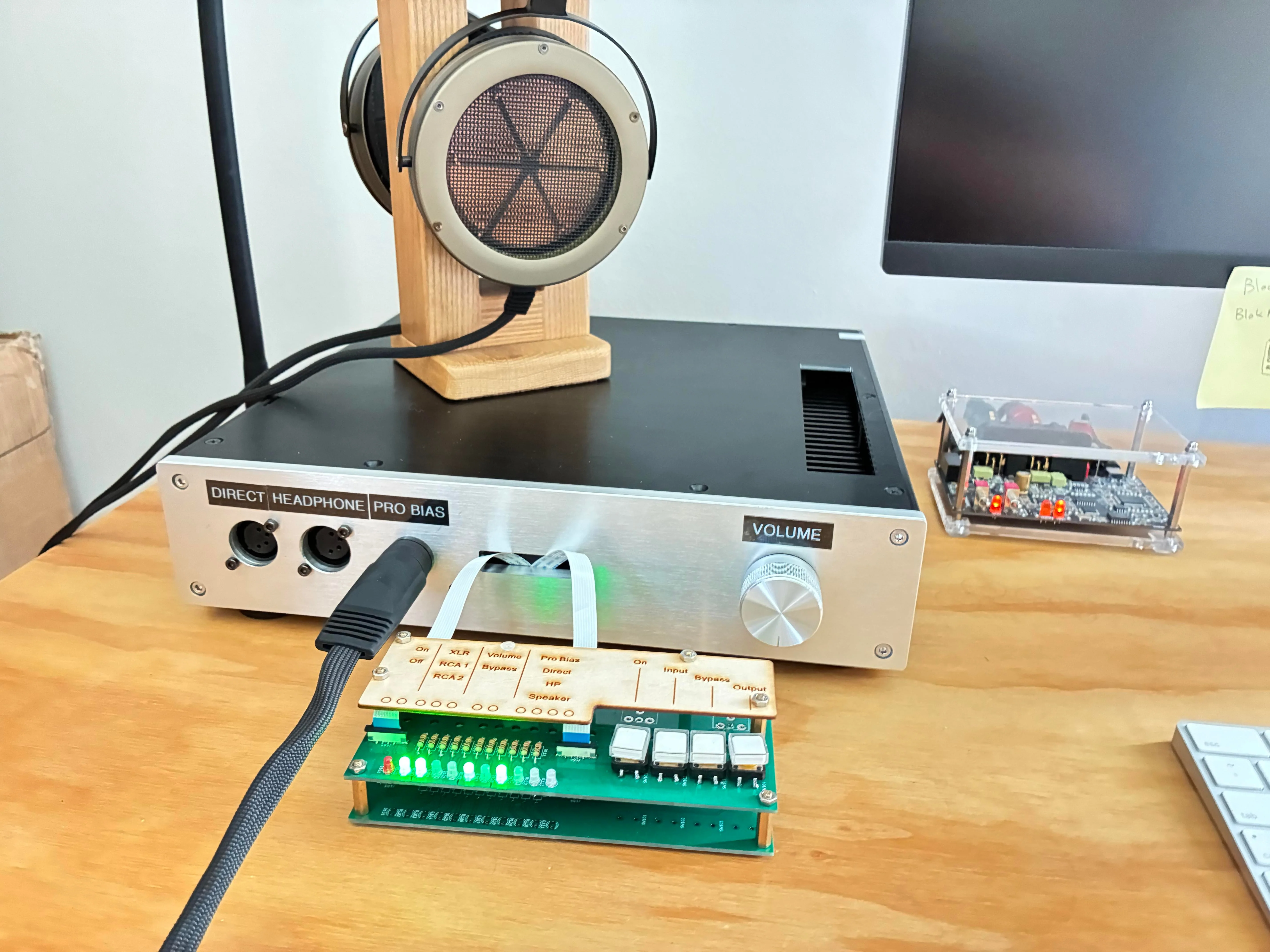Apos x ES Lab Integrated Amplifier - Image 7