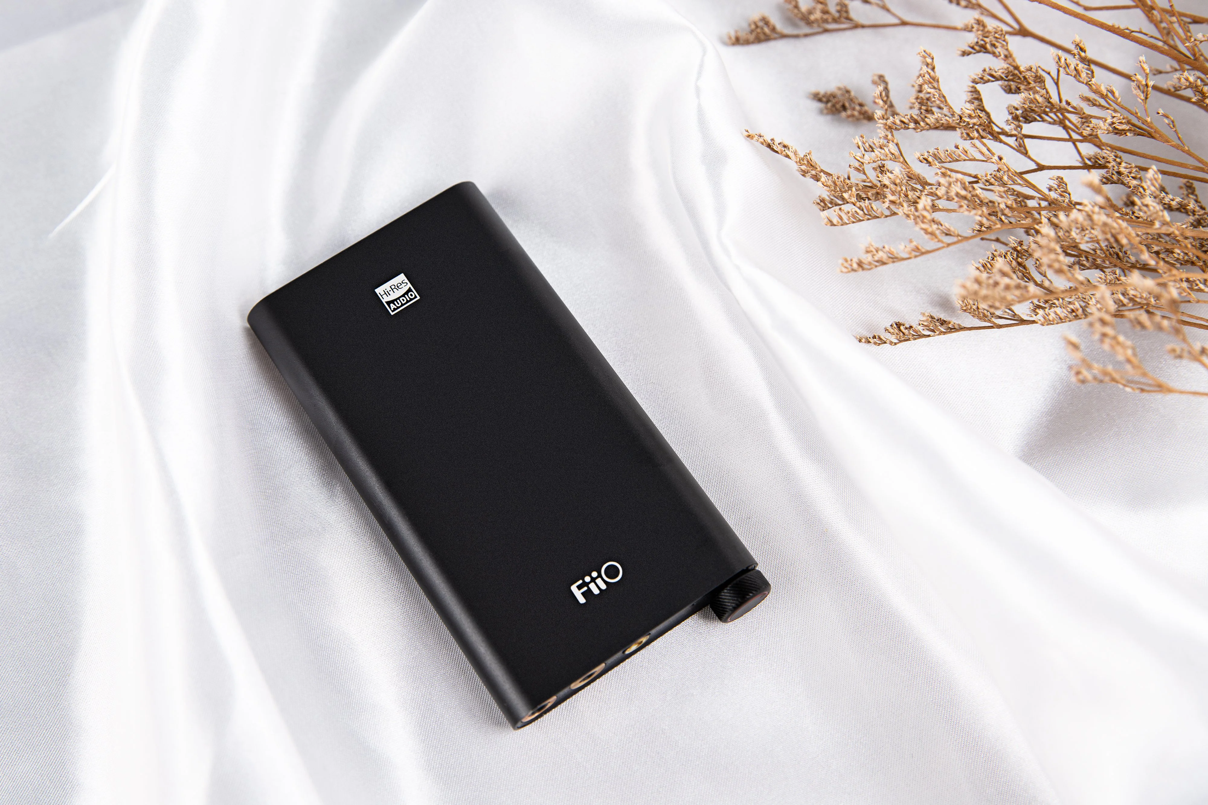 FiiO Q3 THX Portable Balanced DAC/Amp - Image 22