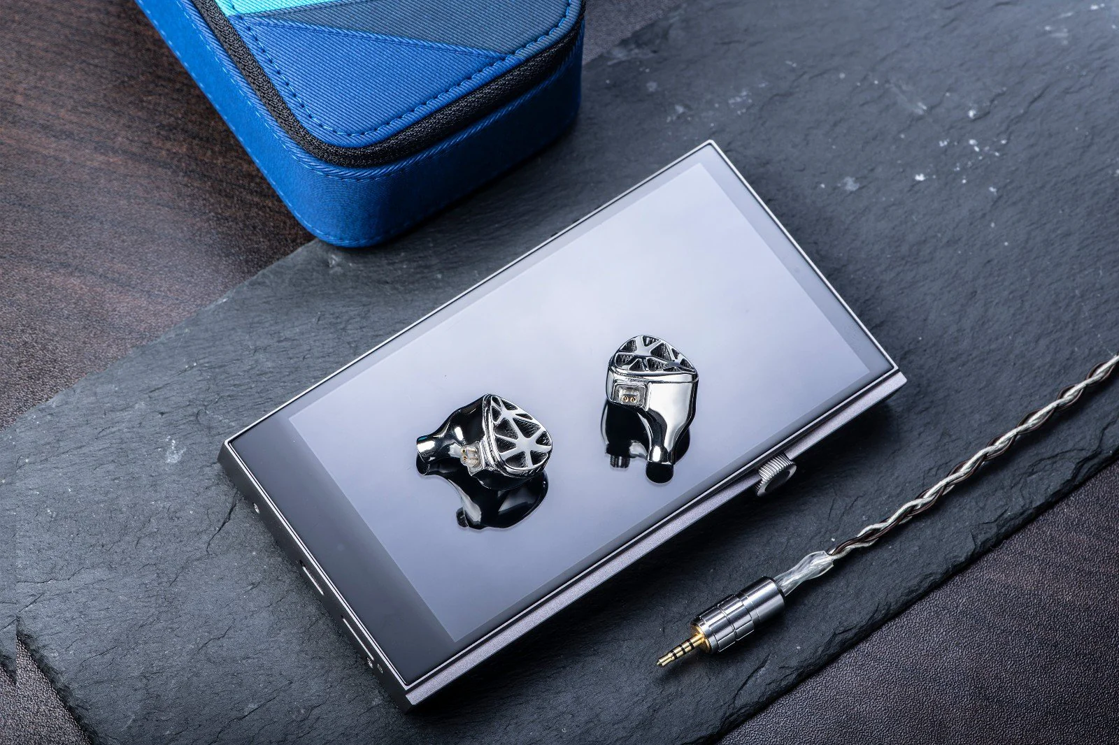 Unique Melody Mirage IEM - Image 3